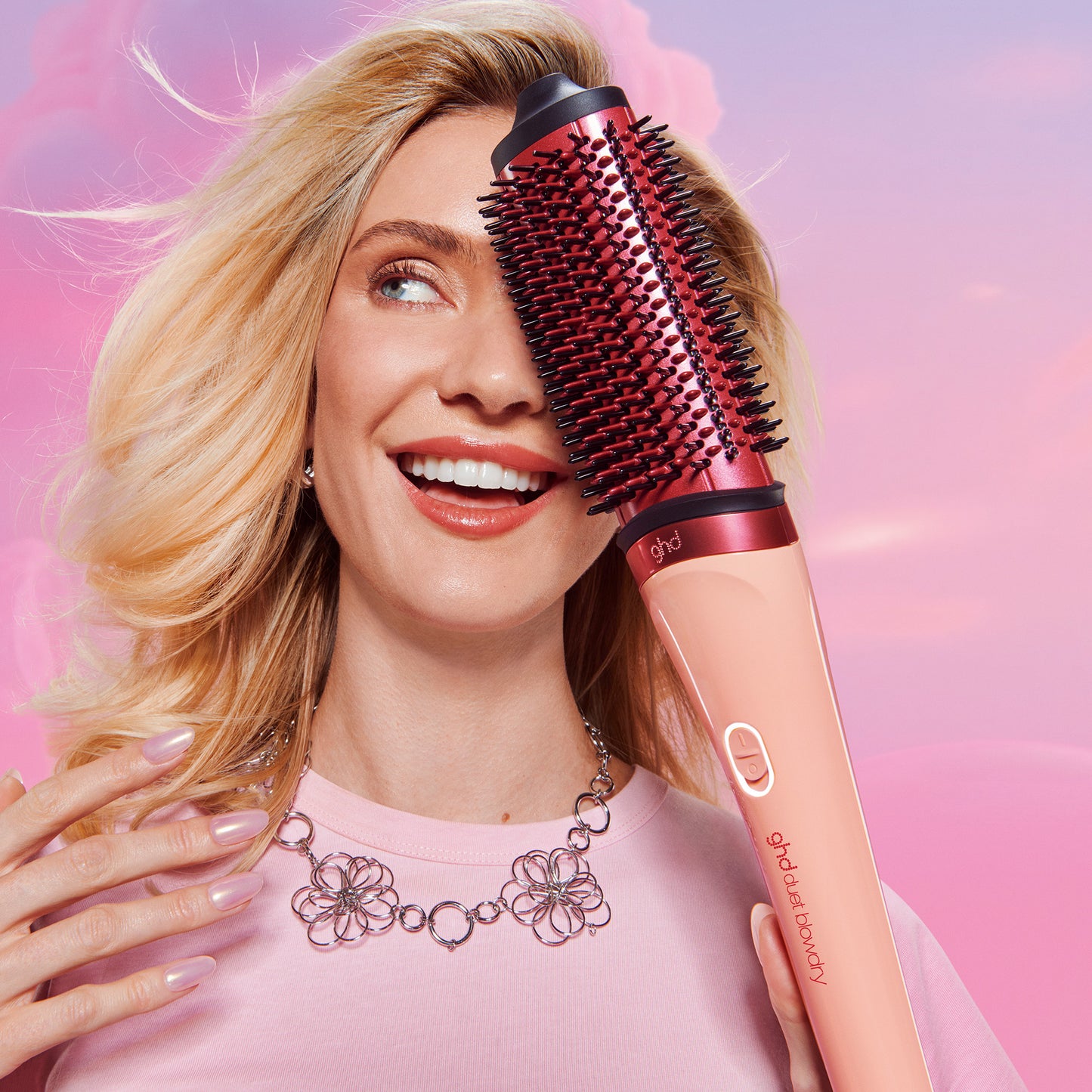 ghd duet blowdry™ Hair Dryer Brush in Sunkissed Peach